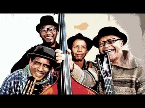 Hot Club Madagascar Ianao no efa nekeko 